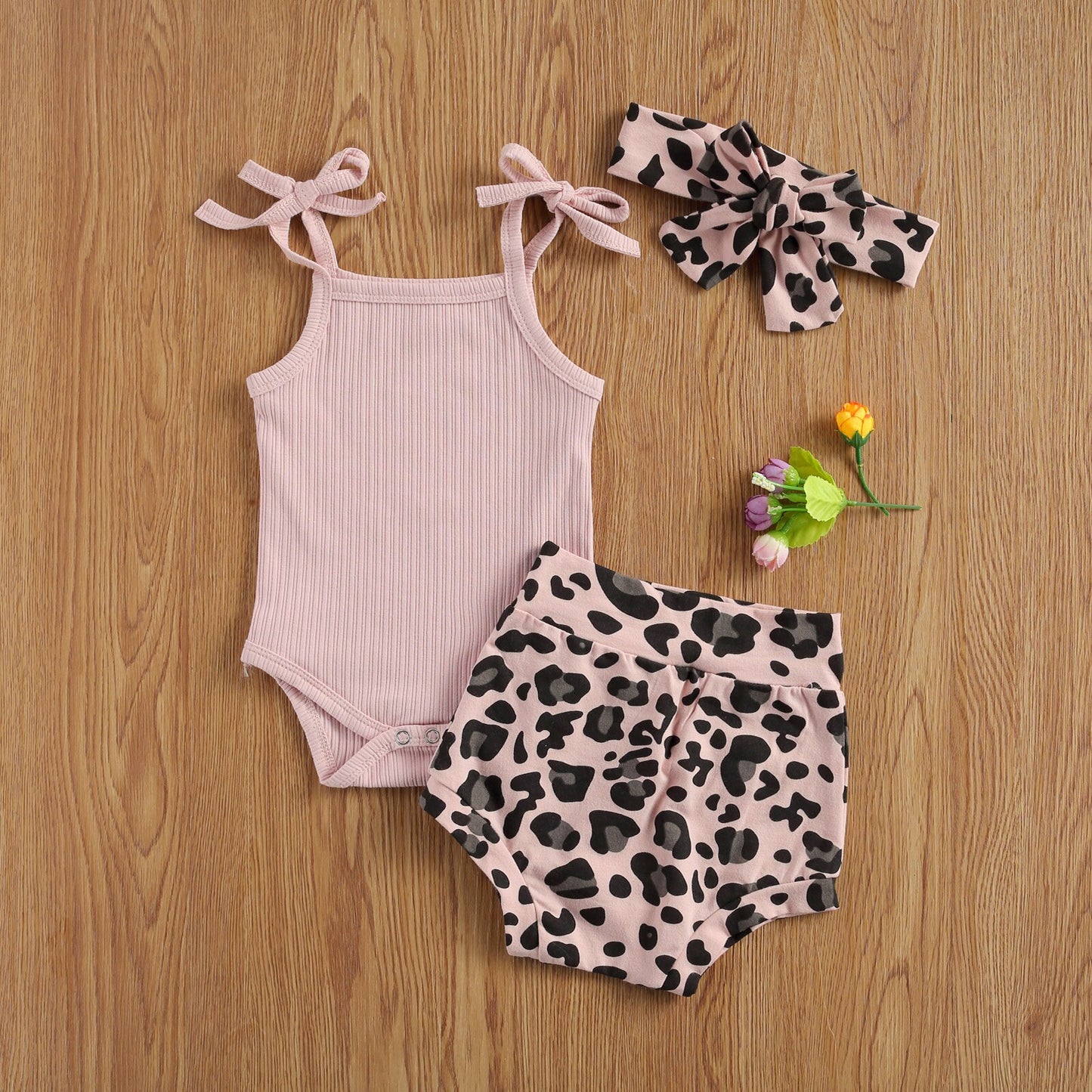 lioraitiin 0-18M Infant Newborn Girls 3 Pcs Outfits Suits Sling Tank Kinitting Tops Romper Tops Leopard Shorts Headband Sets