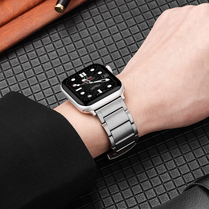 Titanium Metal Band for Apple Watch Series 8 Ultra 49mm Luxury Bracelet Strap for IWatch 7 8 41mm 45mm 6 5 4 SE 3 38 40 42 44MM