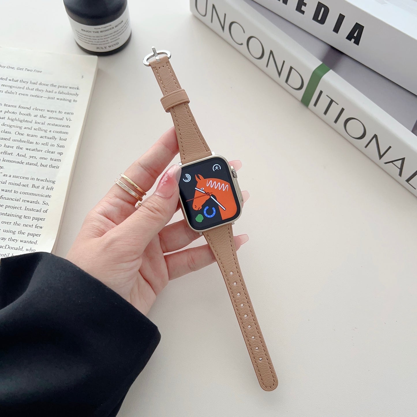 Genuine Leather Slim Strap For Apple Watch Series 8 7 SE 6 3 4 5 Ultra 49mm Band For iWatch 41mm 40 44 45 38mm 42mm Women Correa