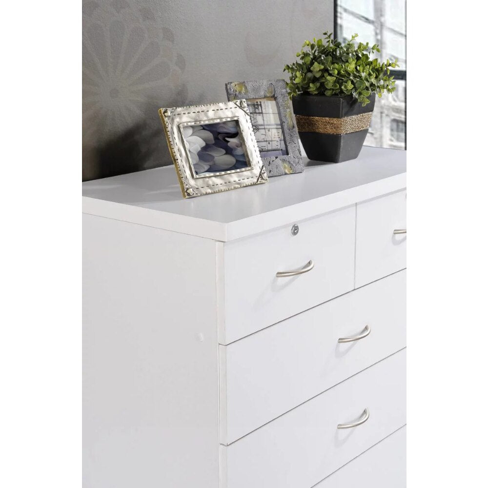 Hodedah 7 Drawer Dresser with Two Locks, White