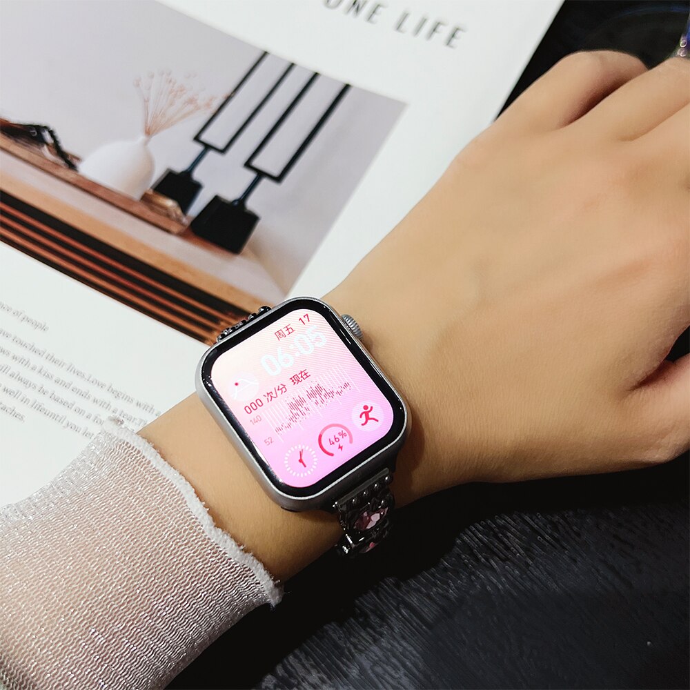 Kitty Cat Metal Strap for Apple Watch Band 40mm 41mm 42mm 44mm 45mm 38 49mm Cute Women Bracelet for Iwatch 8 7 6 5 4 Se 3 Ultra