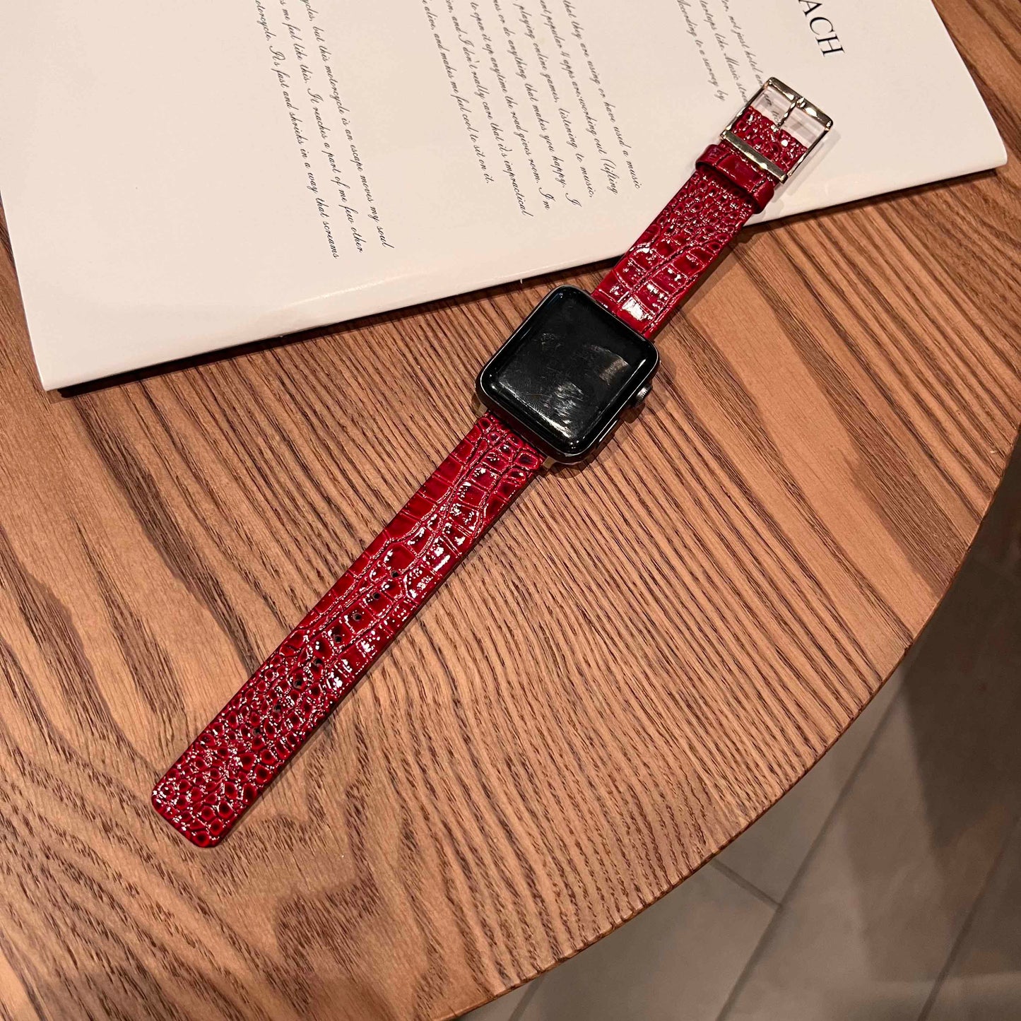 Leather Strap For Apple Watch 7 Band 38MM 41 40MM Fashion Womens Bracelet For iWatch Series 6 5 4 3 SE 42MM 44 45MM  Accessories