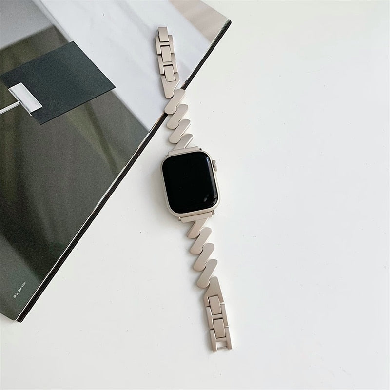 Stainless Steel Bracelet for Apple Watch Ultra 49mm Women Strap for iWatch Series 8 7 41 45mm 6 5 4 SE 38 40 42 44MM Luxury Band