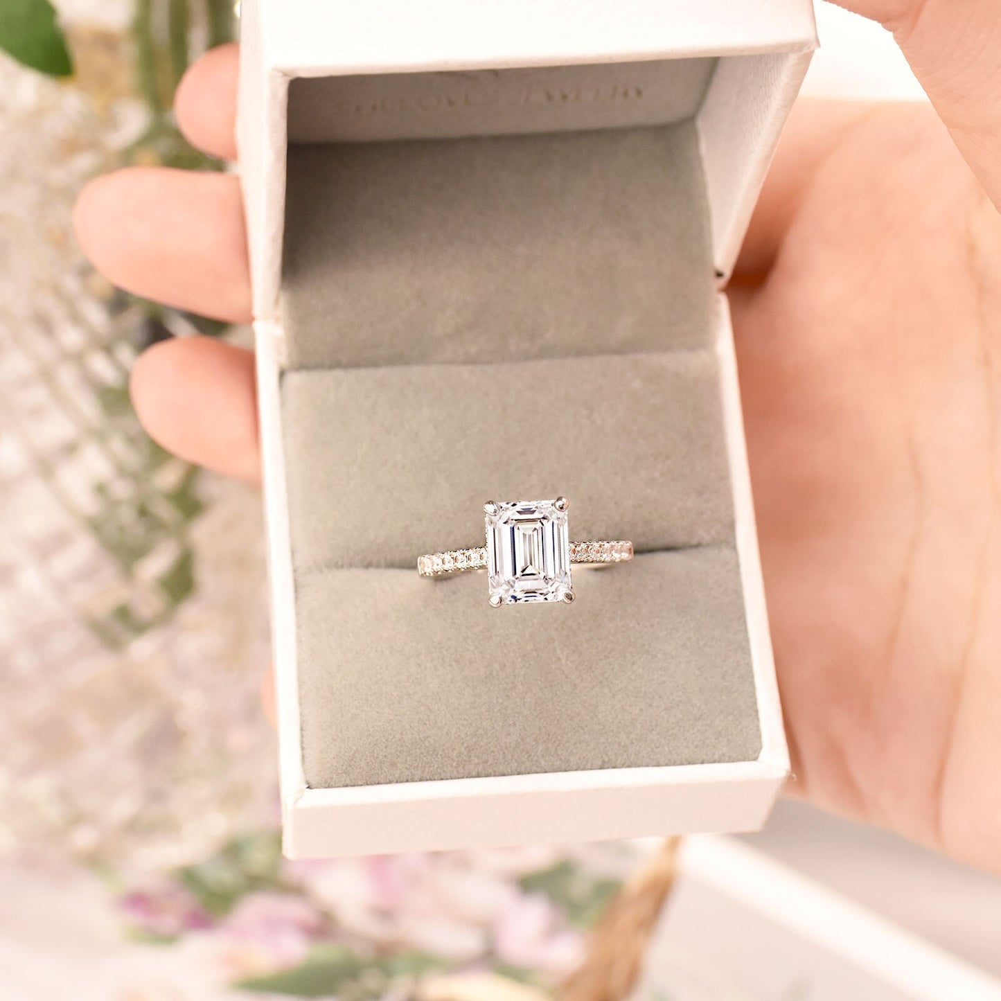 Newshe Solid 925 Sterling Silver Engagement Rings For Women Emerald Cut Hide Halo Cubic Zircon Sparking Wedding Fine Jewelry