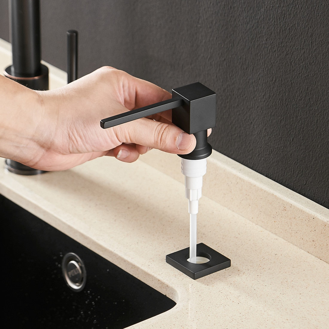 Deck Mounted Kitchen Soap Dispensers Square Pump Black Finished Soap Dispensers for Kitchen Built in Counter top Dispenser 2306